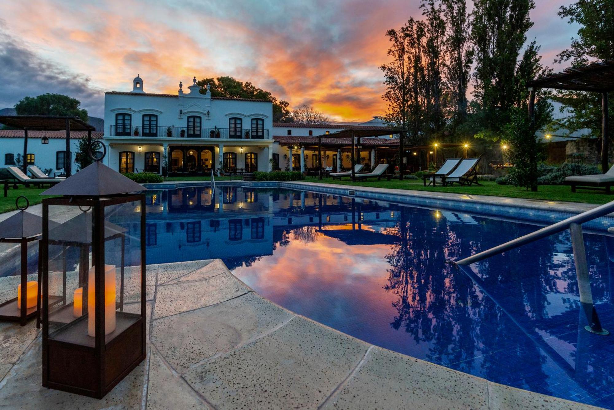 Patios De Cafayate Hotel Bagian luar foto